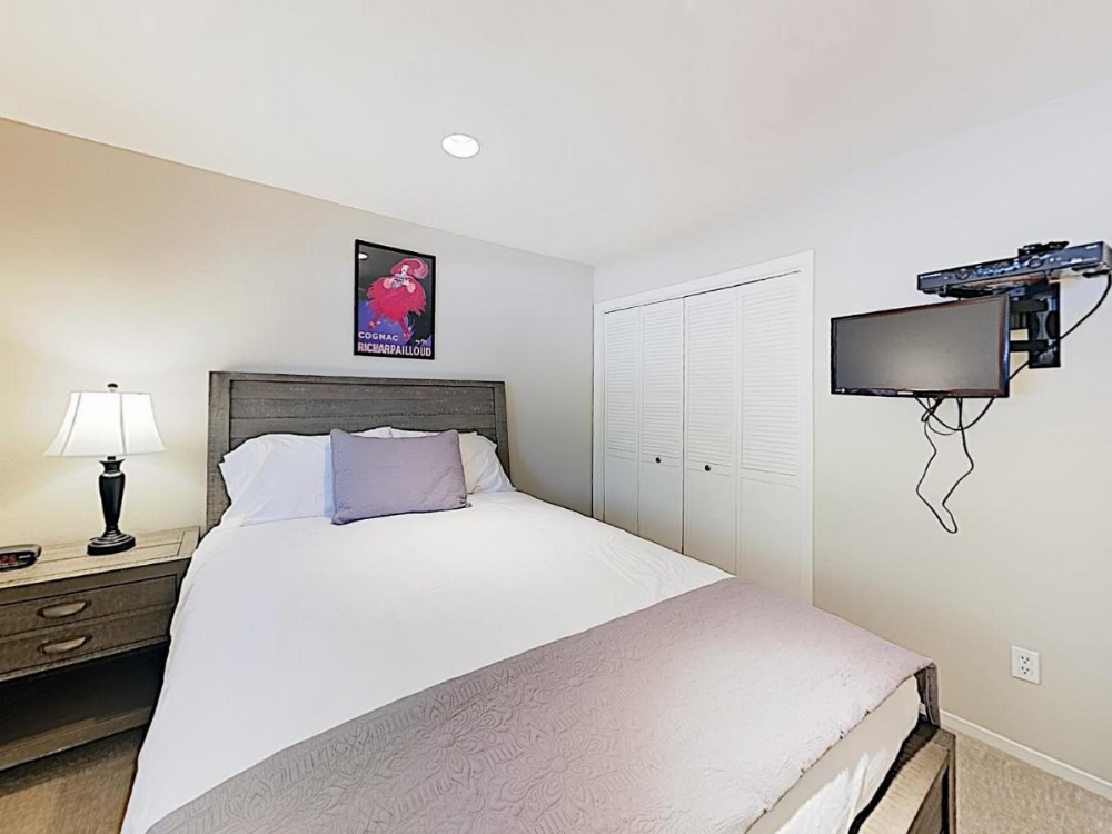 Group Getaways Holiday Home 4030 Image 19