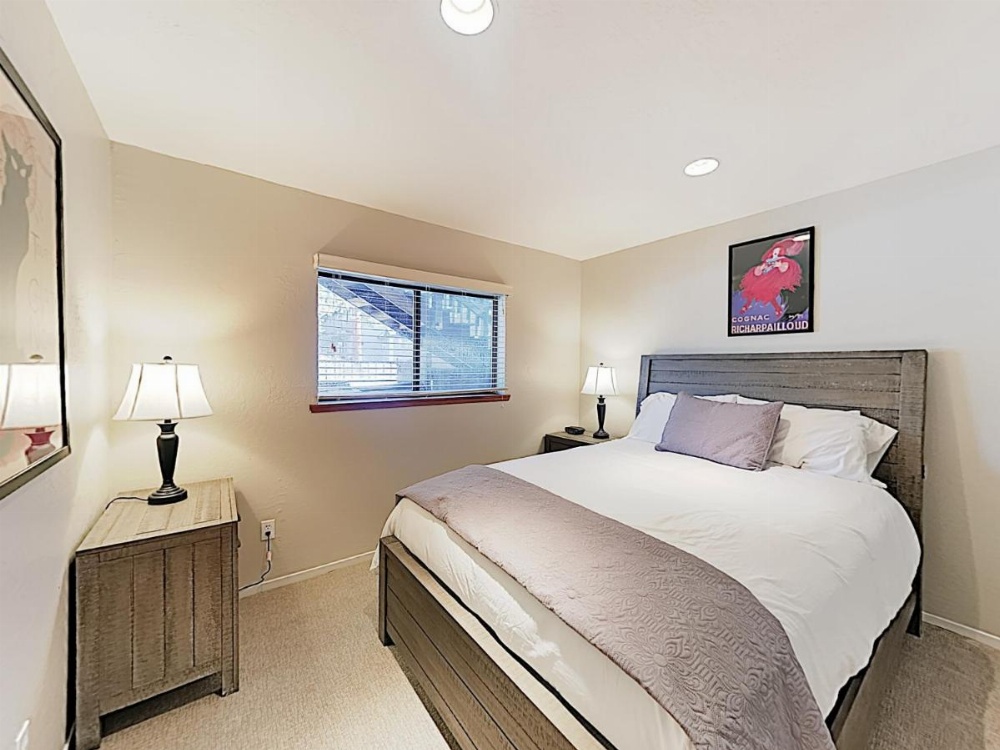 Group Getaways Holiday Home 4030 Image 21