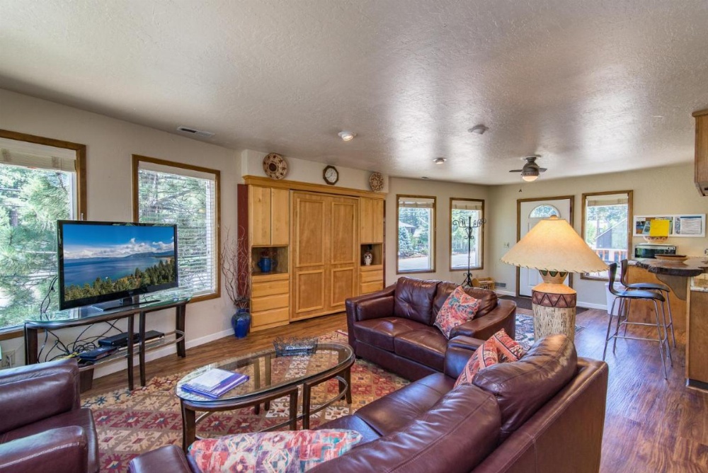 Group Getaways Holiday Home 4030 Image 7